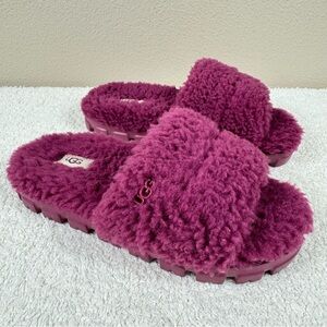 UGG Cozetta Curly Sherpa Slides Slipper Sandals EUC